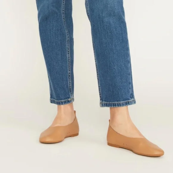 Everlane The Day Glove Italian Leather Flats SZ 8 NEW IN BOX - Tan color - Picture 2 of 6